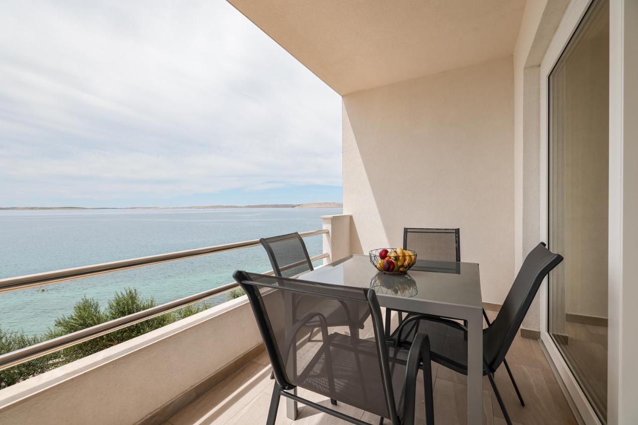 Apartment Beachfront Tic With Seaview Miletici