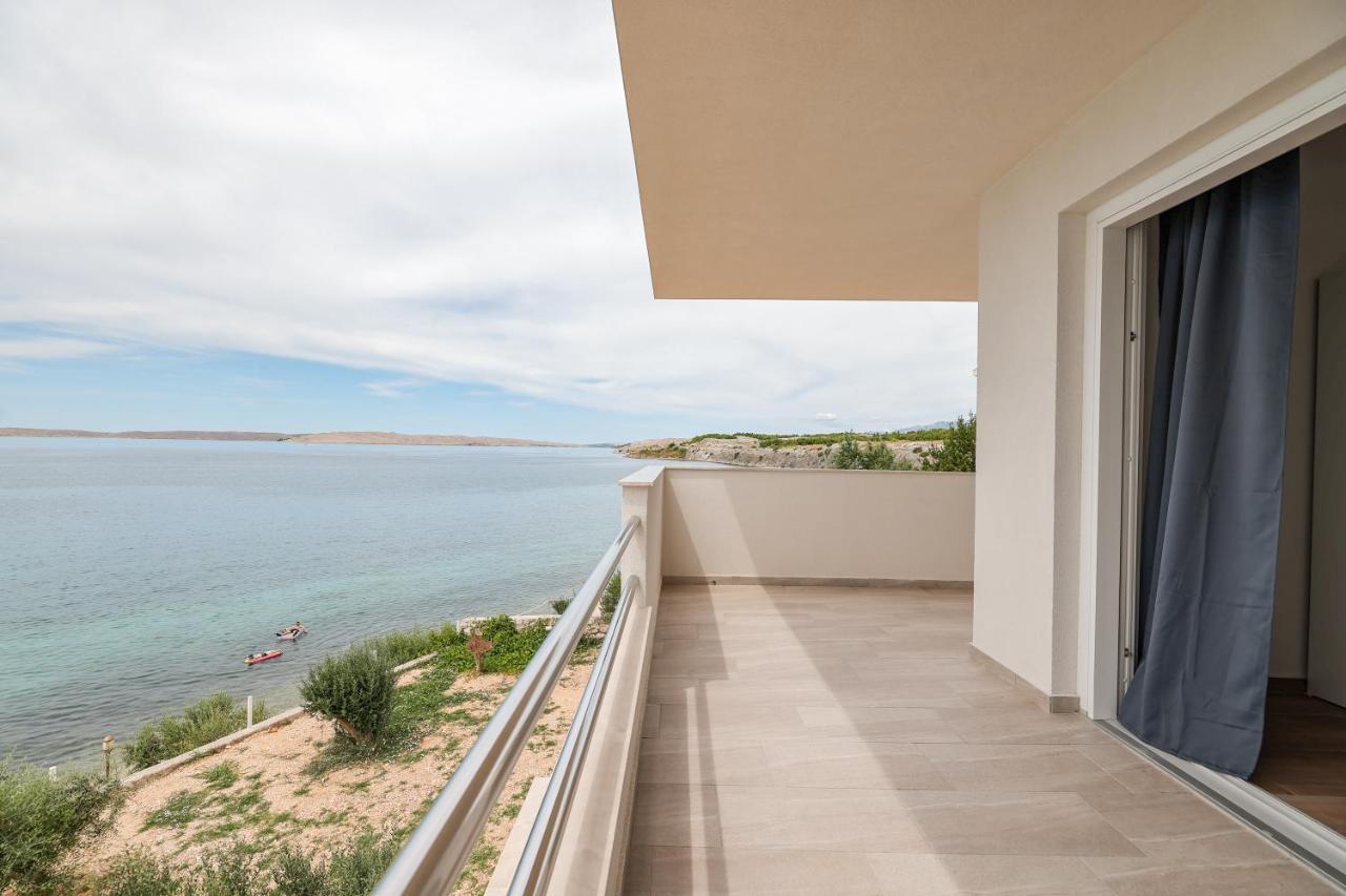 Apartment Beachfront Tic With Seaview Miletici