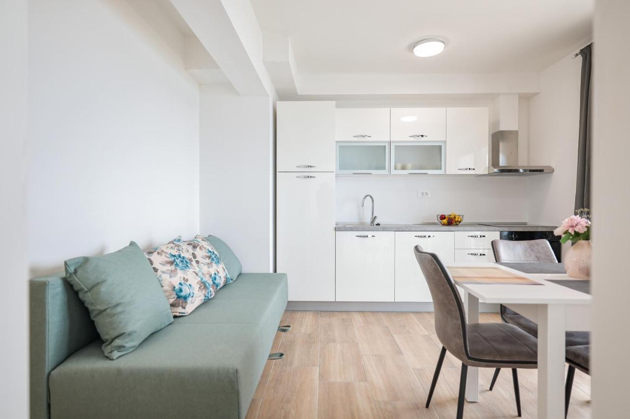 Beachfront Tic With Seaview Apartment *