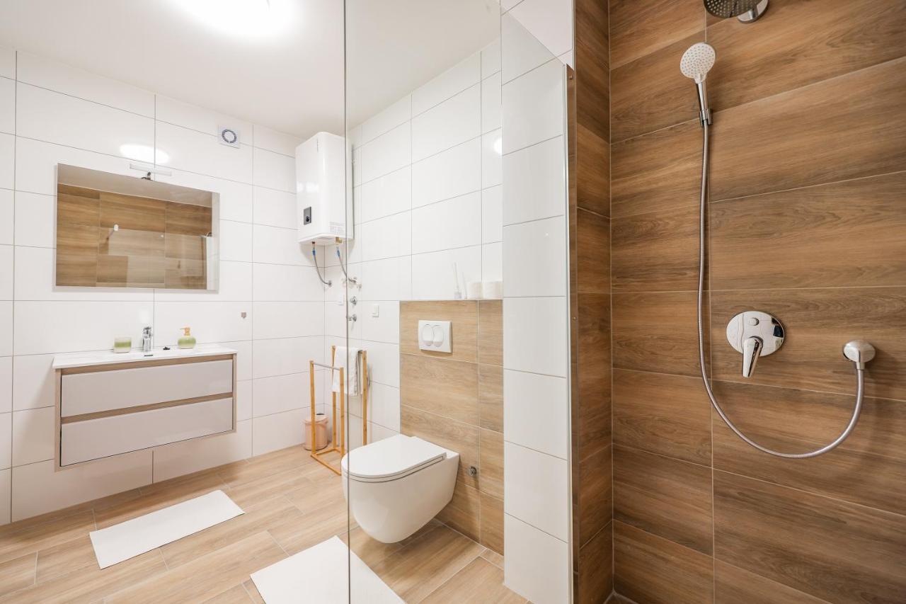 Apartment Beachfront Tic With Seaview Miletici